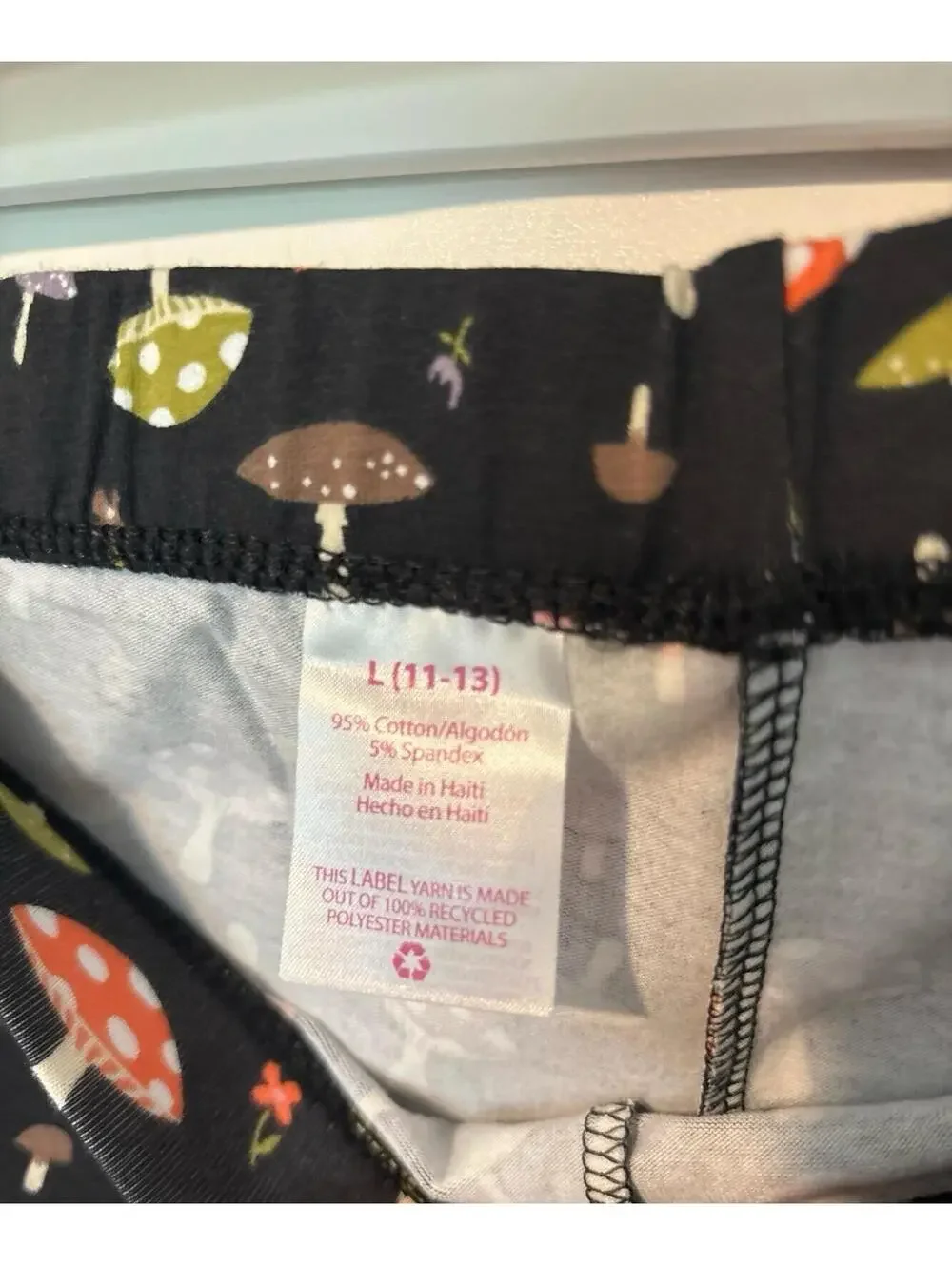 No Boundaries Cotton capri length leggings